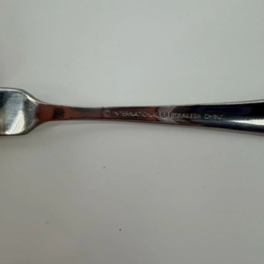 International Silver Simplicity‎ Stainless Steel Butter Spreader 7 Inch Knife